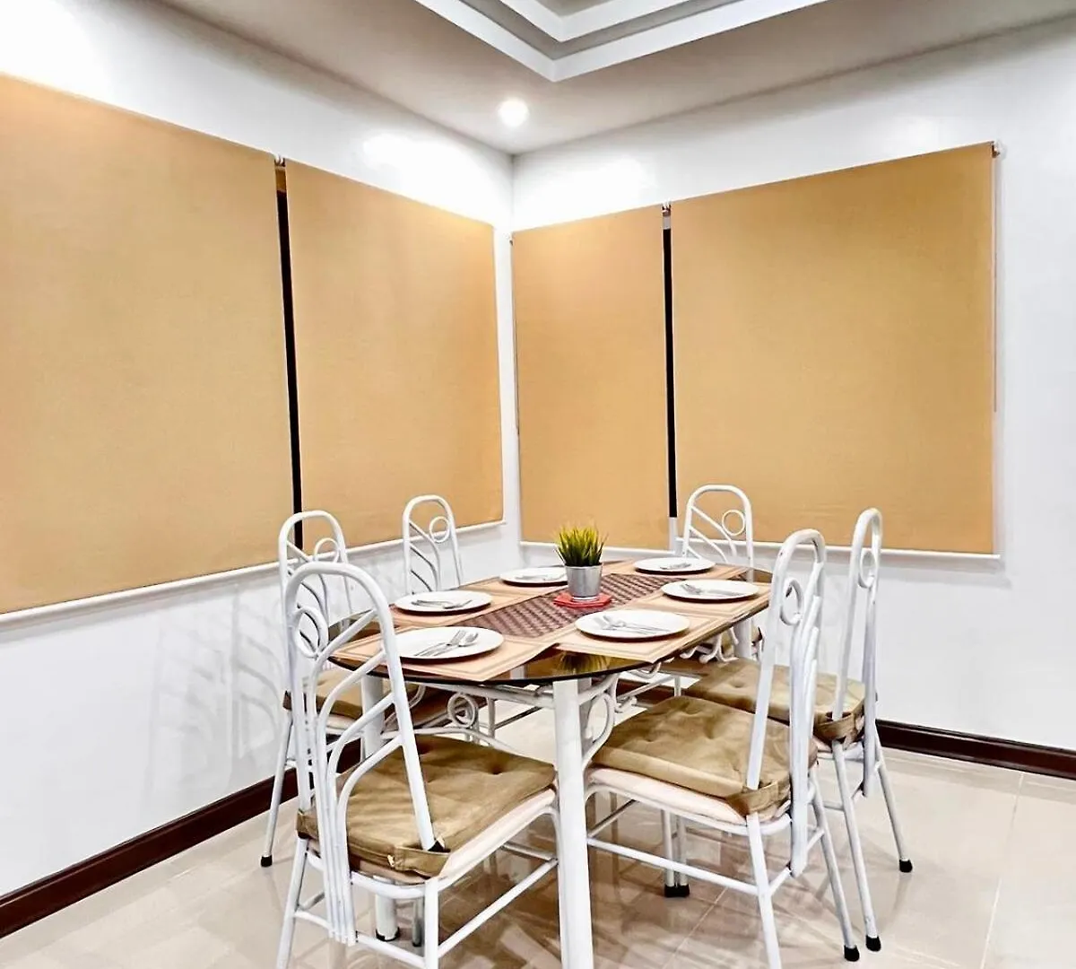Downtown Chalet Davao